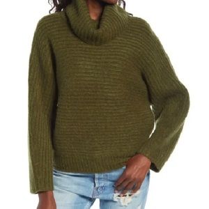 Leith Women’s Cropped Sweater NWT